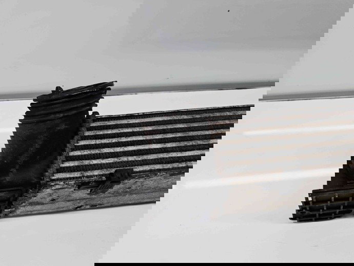 Radiator intercooler Bmw 3 (E90) [Fabr 2005-2011] OEM 2.0D N47D20 105KW / 143CP