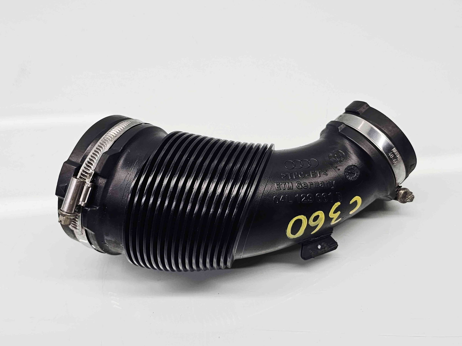 Tub admisie aer Audi A4 (8W2, B9) [Fabr 2015-2023] 04L129661B 2.0 TDI DETA 140KW / 190CP - imagine 1