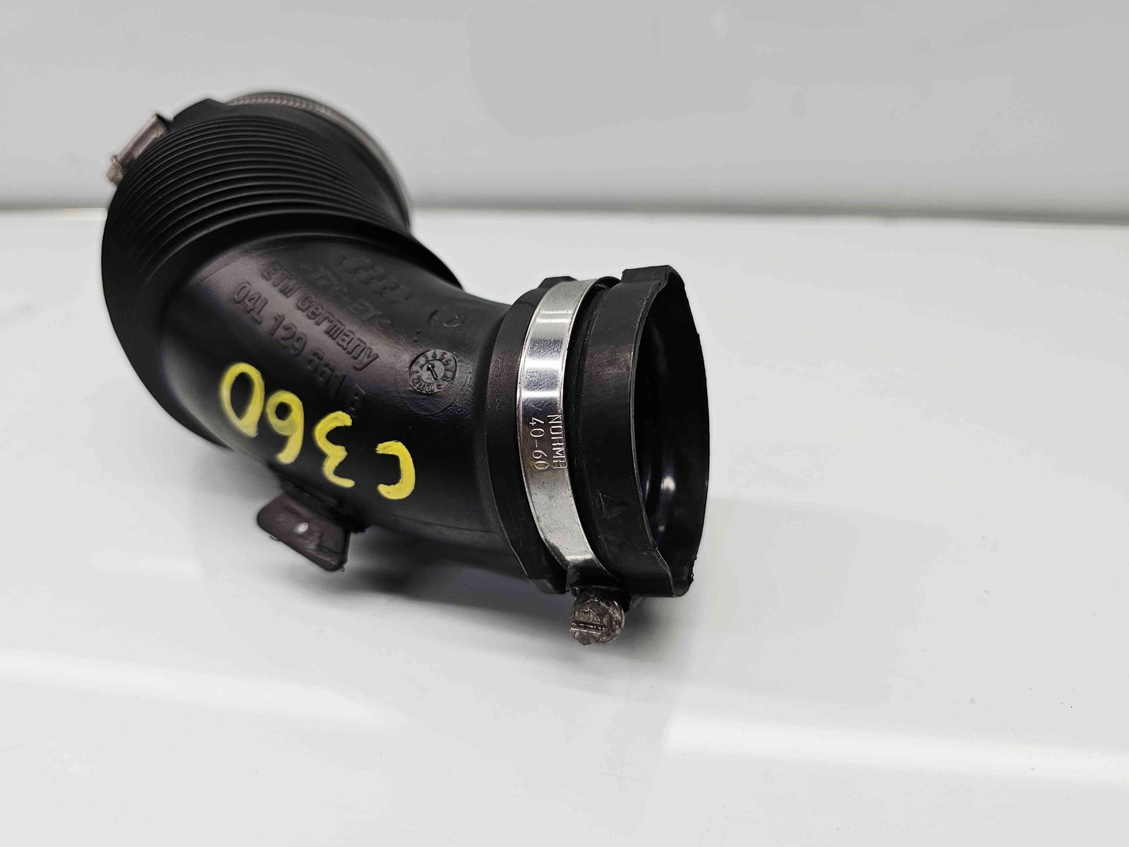 Tub admisie aer Audi A4 (8W2, B9) [Fabr 2015-2023] 04L129661B 2.0 TDI DETA 140KW / 190CP - imagine 4