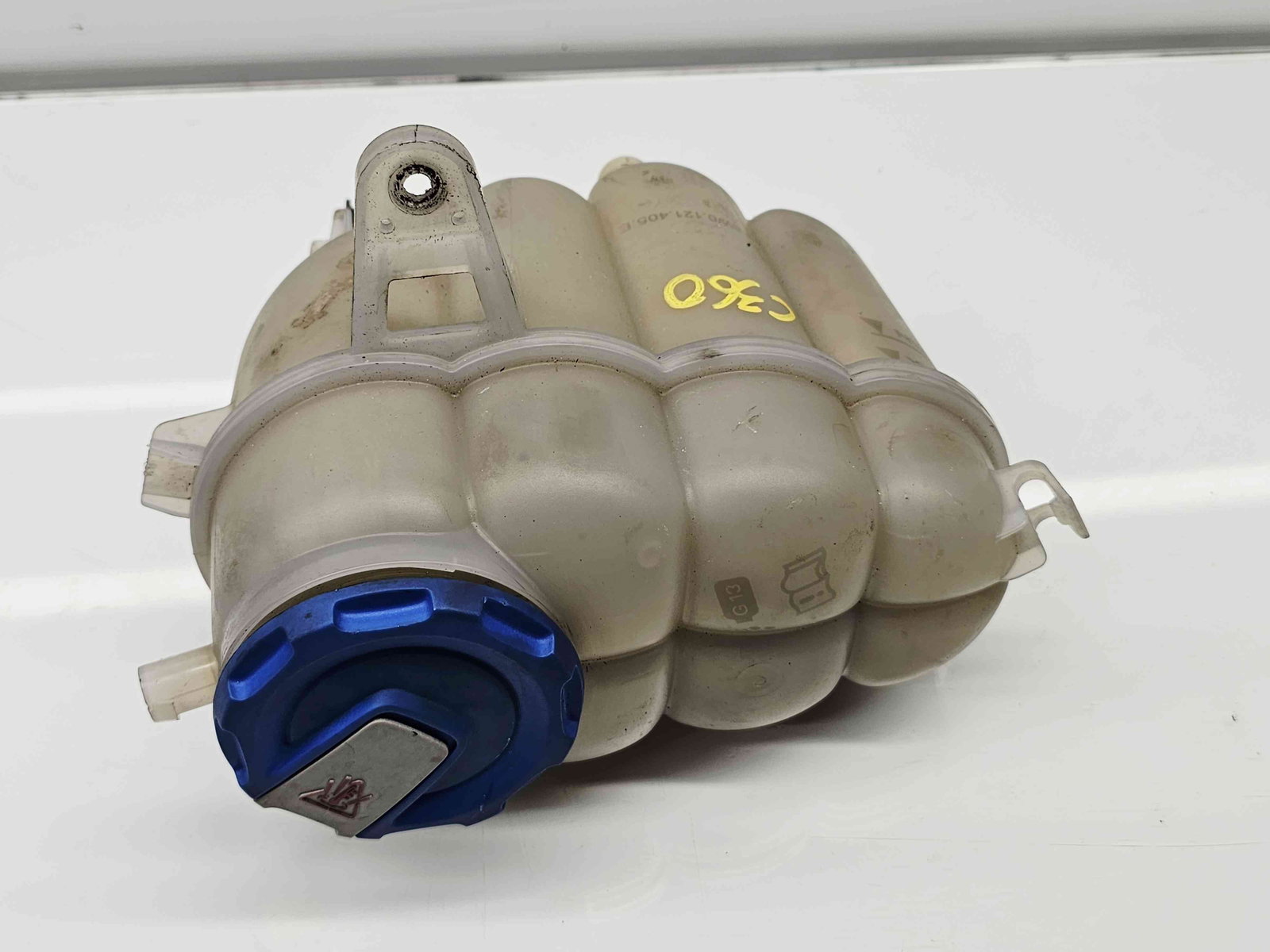 Vas expansiune Audi A4 (8W2, B9) [Fabr 2015-2023] - imagine 1