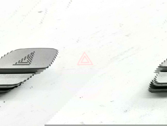 Buton avarii 8M5T13A350AB Ford Focus 2 1.6 2004-2012