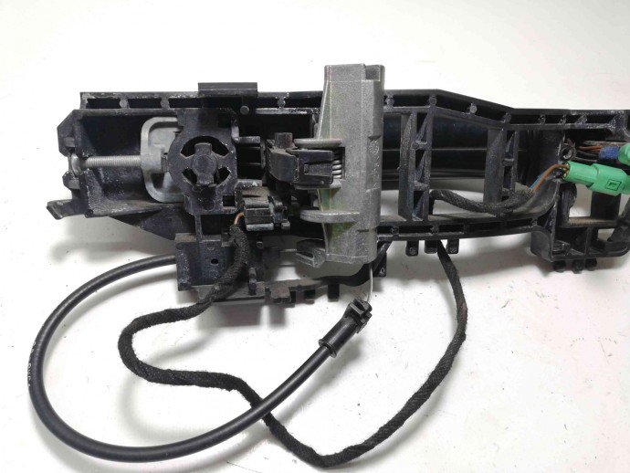 Maner usa stanga fata OEM Ford Focus 2 1.6 2004-2012
