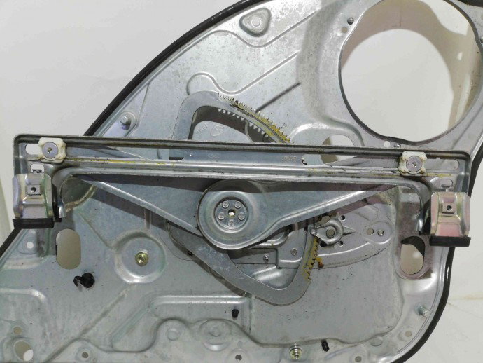 Macara geam stanga spate 4M51A045H23A Ford Focus 2 1.6 2004-2012
