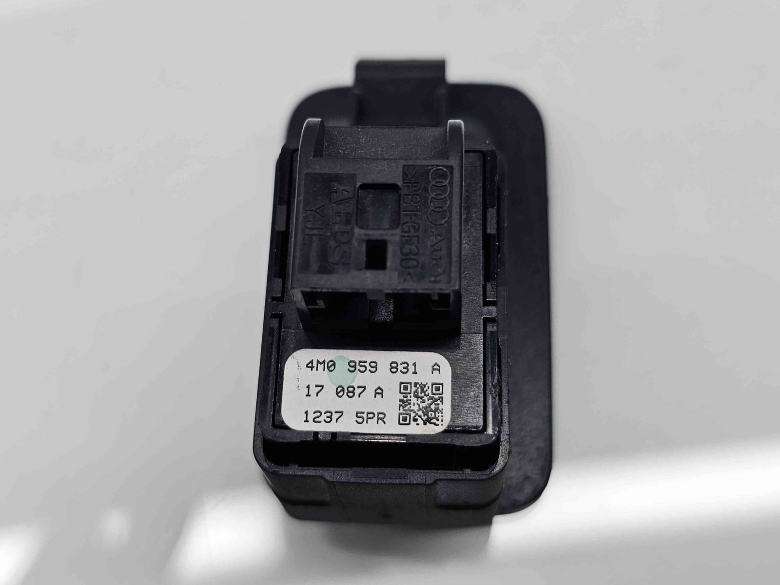 Buton deschidere portbagaj AUDI A5 Sportback (F5A, 9T) [Fabr 2016-prezent] 4M0959831A - imagine 5