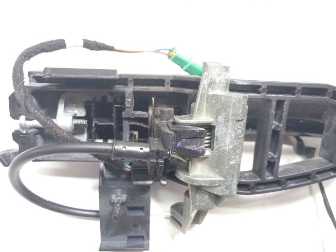 Maner usa dreapta spate 4M51A266B22BE Ford Focus 2 1.6 2004-2012