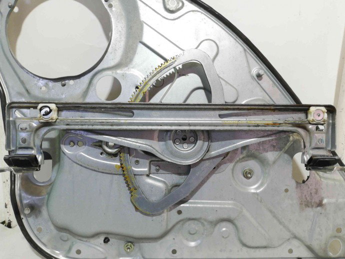 Macara geam dreapta spate 4M51A045H22A Ford Focus 2 1.6 2004-2012