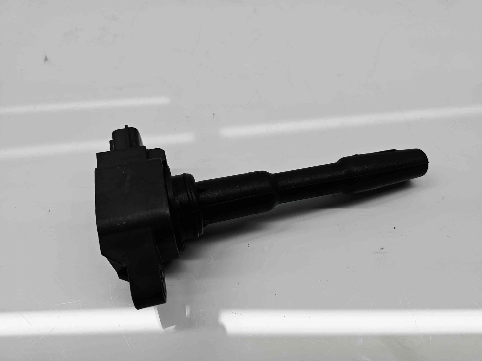 Bobina inductie Renault Clio 4 [Fabr 2012-prezent] 224332428R 0.9 TCe H4B408 66KW / 90CP - imagine 1