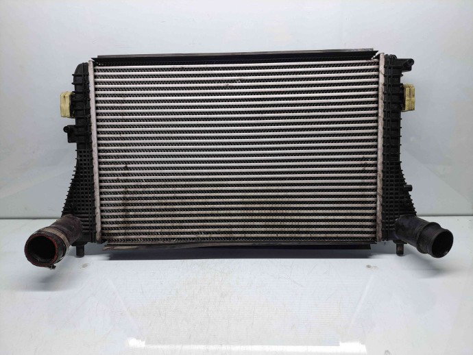 Radiator intercooler  Volkswagen Golf 6 (5K1) [Fabr 2009-2013] 1K0145803BM 2.0 TDI CFGB 125KW / 170CP