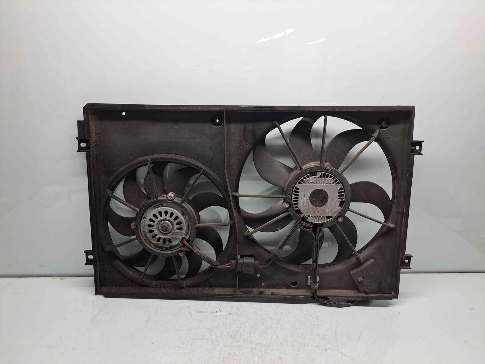 Electroventilator AUDI A3 (8P1) [Fabr 2003-2012] 1K0121207B 1.9 TDI BLS 77KW / 105CP - imagine 2