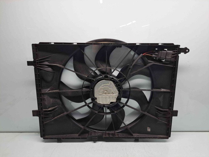 Electroventilator  Mercedes Clasa E (W213) [Fabr 2016-prezent] A0999062100 2.2 CDI 651921 125KW / 170CP