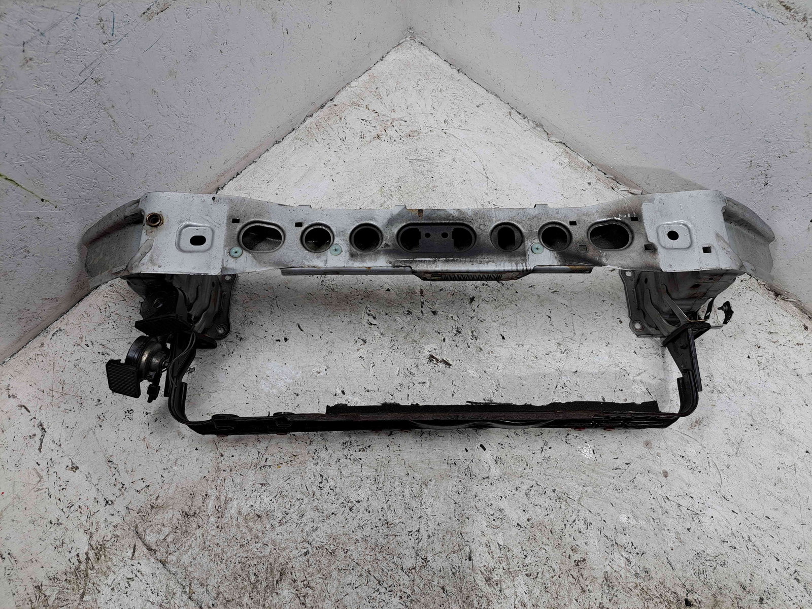 Armatura bara fata Audi A3 (8P1) [Fabr 2003-2012] - imagine 4