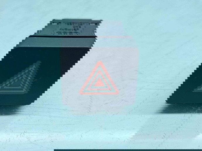  Buton avarii Audi A4 (8W2, B9) [Fabr 2015-2023] 8W0941509A