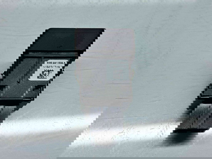  Buton avarii Audi A4 (8W2, B9) [Fabr 2015-2023] 8W0941509A