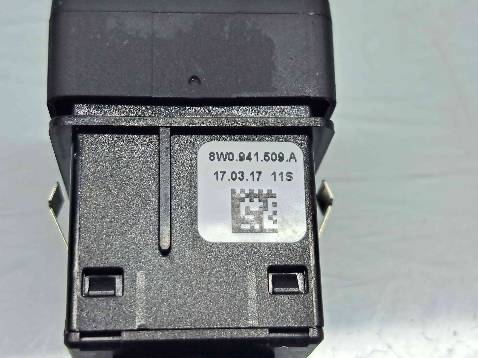 Buton avarii Audi A4 (8W2, B9) [Fabr 2015-2023] 8W0941509A - imagine 4