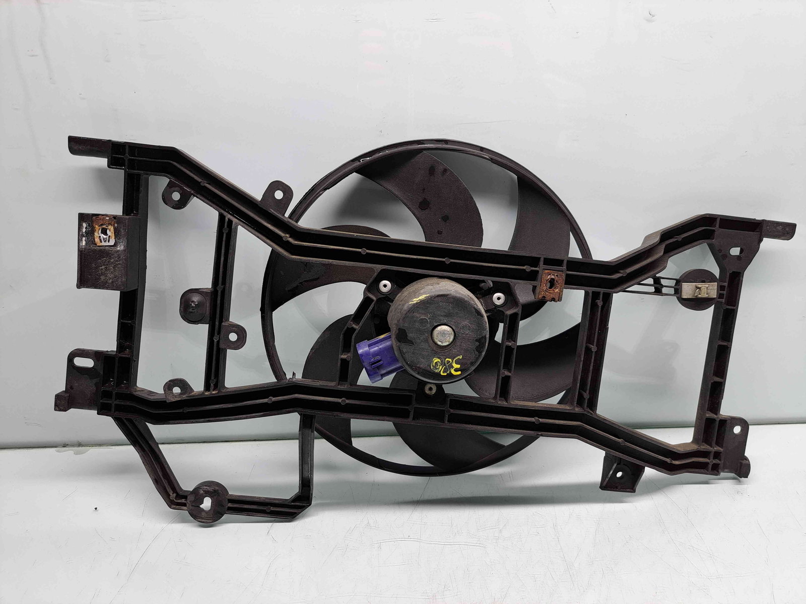 Electroventilator Dacia Sandero 2 [Fabr 2012-prezent] 214810048R 1.5 DCI K9K626 66KW / 90CP - imagine 1