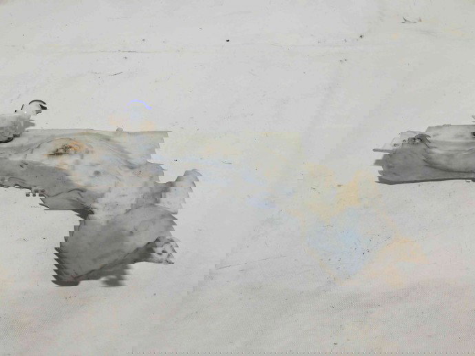 Vas lichid parbriz 4M5113K163 Ford Focus 2 1.6 2004-2012