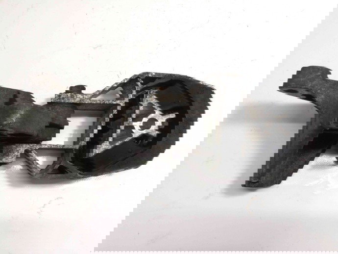 Suport cutie viteze AV616P082AB Ford Focus 2 1.6 2004-2012