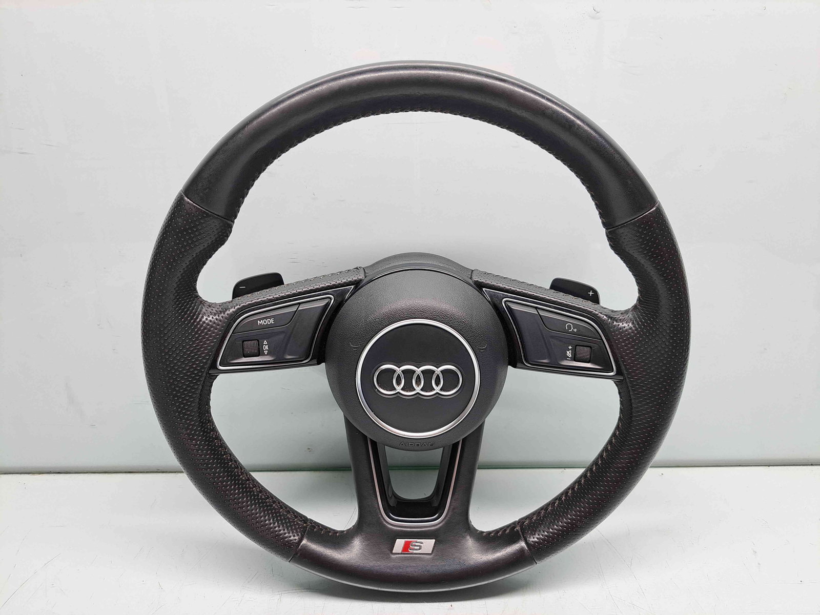 Volan Audi A4 (8W2, B9) [Fabr 2015-2023] OEM - imagine 1