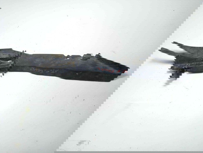 Suport aripa stanga fata 8M51A02477A Ford Focus 2 1.6 2004-2012