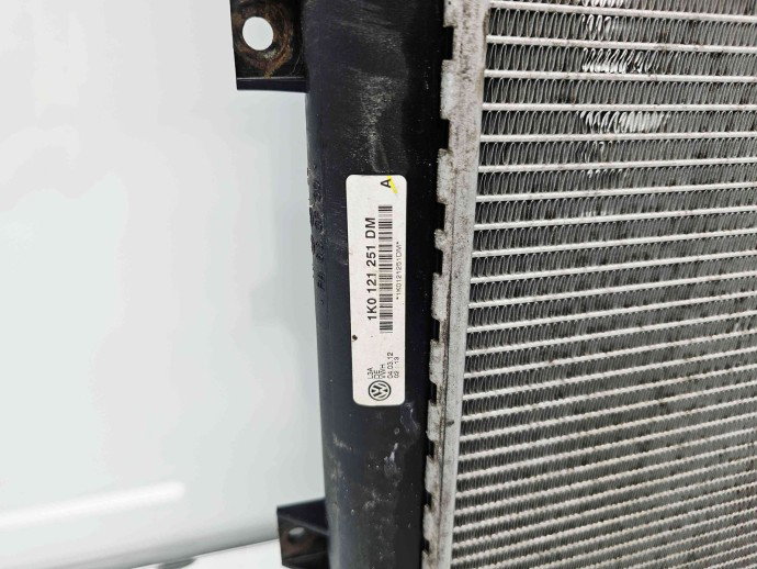 Radiator apa  Volkswagen Golf 6 (5K1) [Fabr 2009-2013] 1K0121251DM 2.0 TDI CFFB 103KW / 140CP
