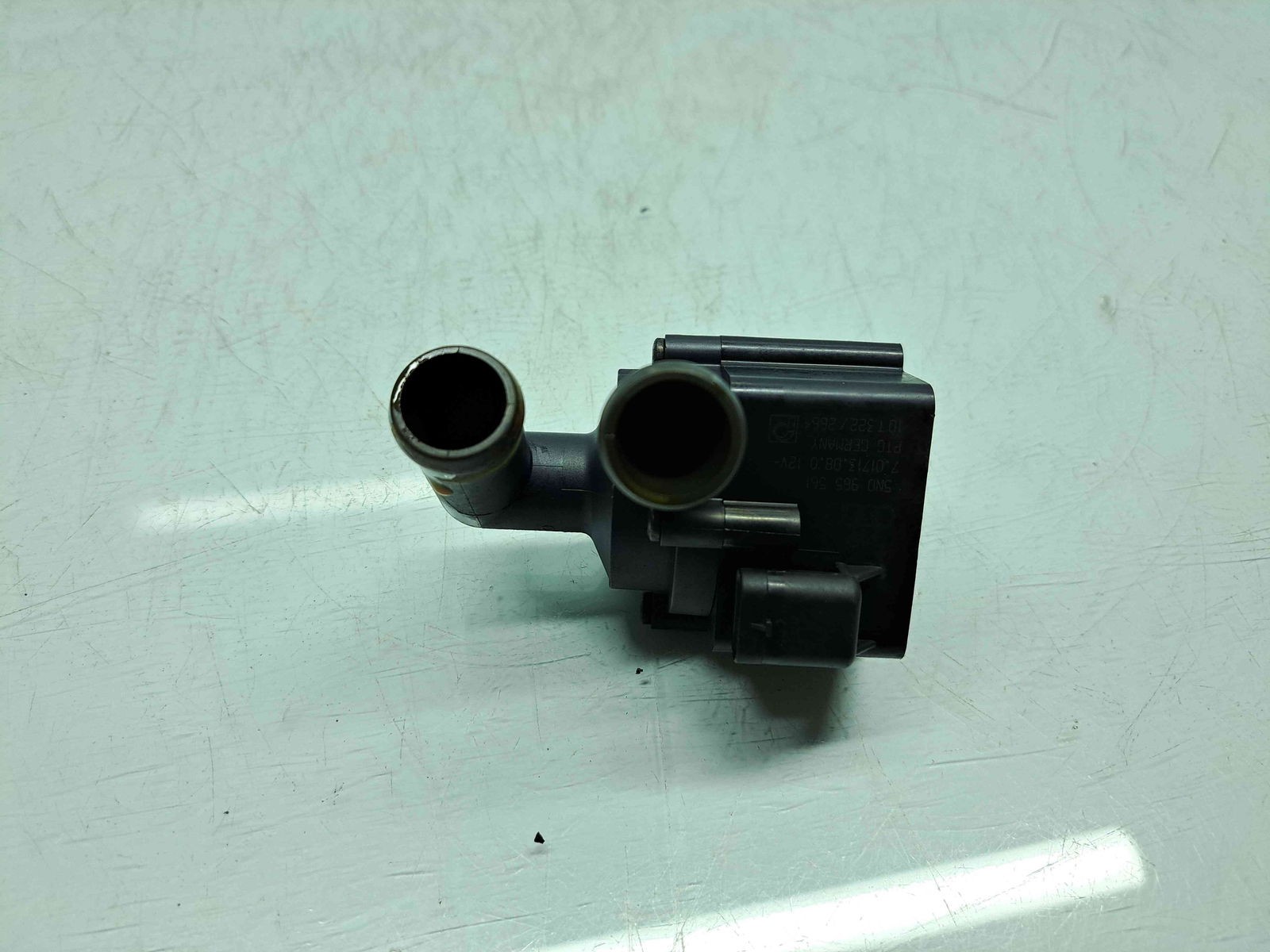 Pompa recirculare apa Seat Altea (5P1) [Fabr 2004-2010] 5N0965561 2.0 TDI CFFB 103KW / 140CP - imagine 4