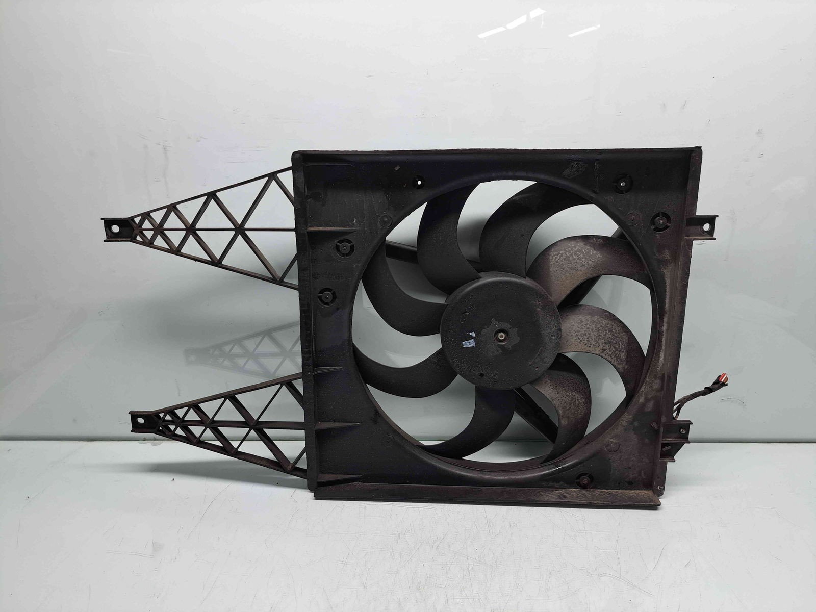 Electroventilator Volkswagen Polo (9N) [Fabr 2001-2008] 6Q0121207N 1.2 Benz BZG 51KW / 70CP - imagine 2