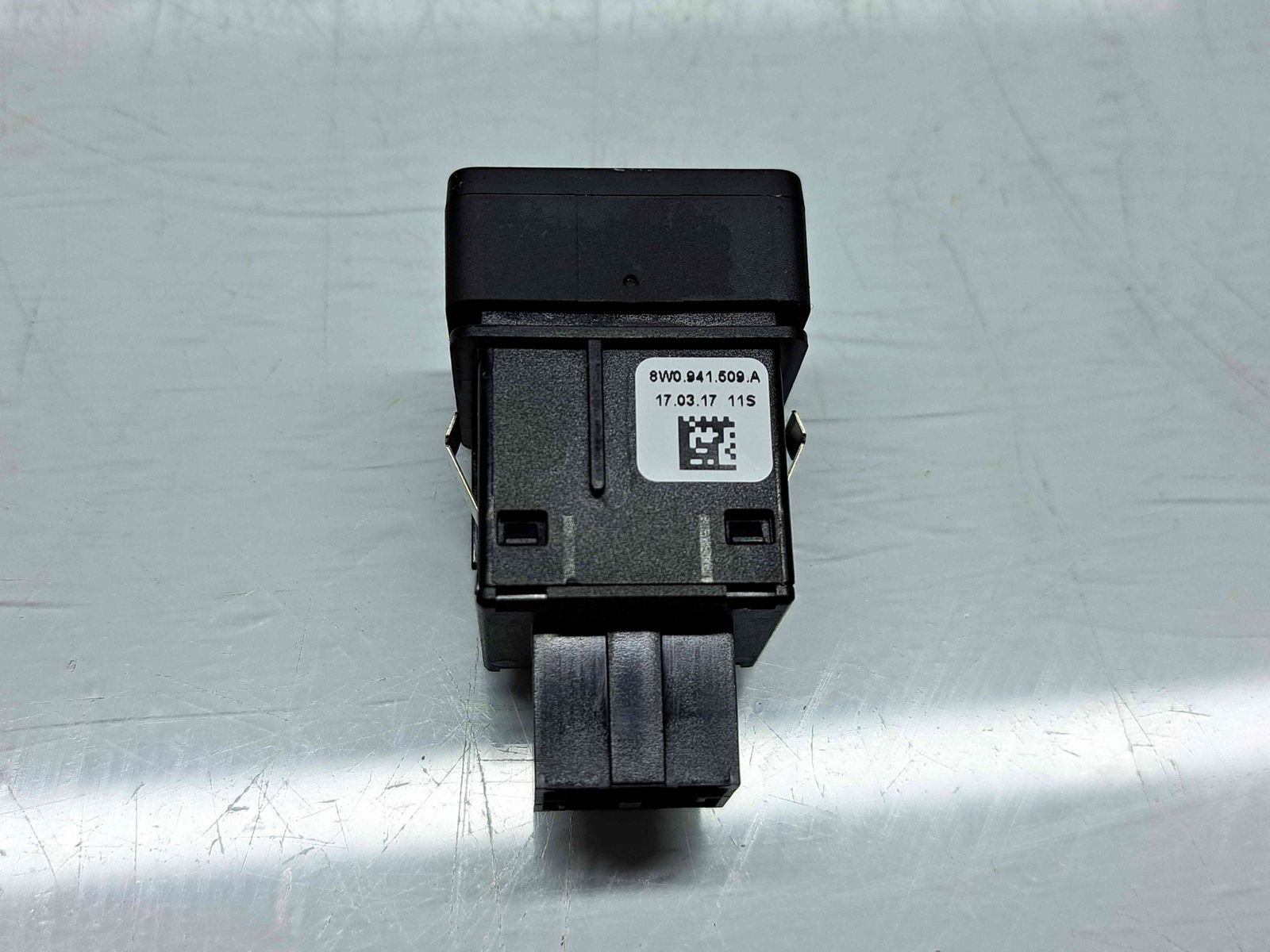 Buton avarii AUDI A5 Sportback (F5A, 9T) [Fabr 2016-prezent] 8W0941509A - imagine 3