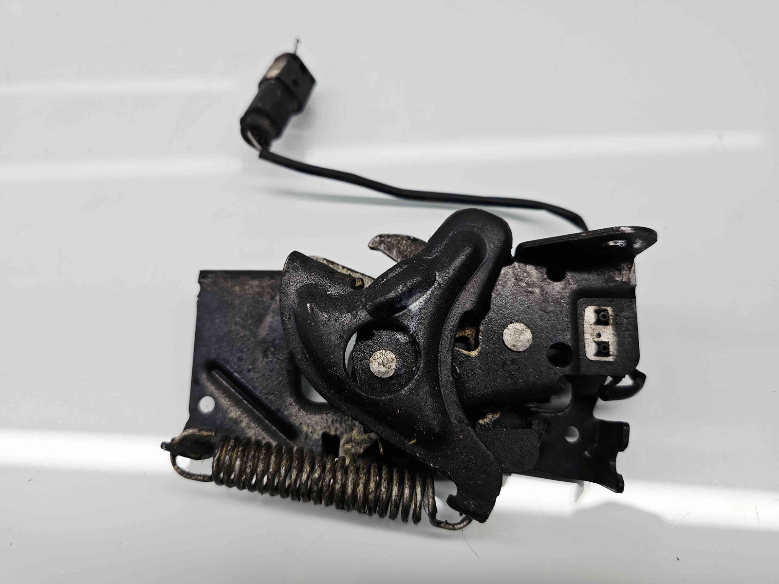 Broasca capota Bmw 3 Touring (F31) [Fabr 2012-2017] - imagine 2