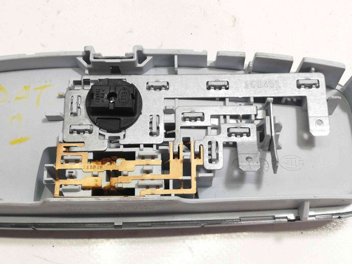 Plafoniera spate 8A6A13776CA Ford Focus 2 1.6 2004-2012