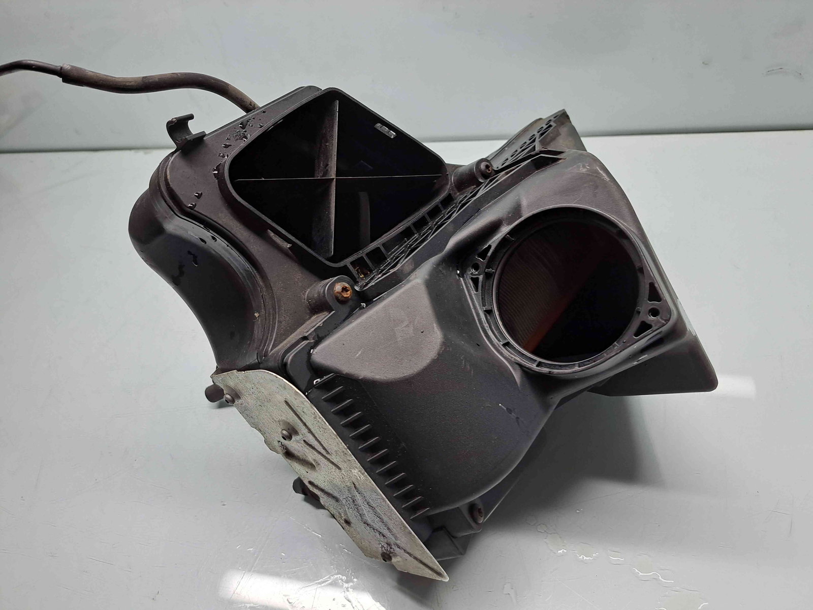 Carcasa filtru aer Audi A4 (8K5, B8) Avant [Fabr 2008-2015] 8K0133837T 2.0 TDI CAGA 105KW / 143CP - imagine 5