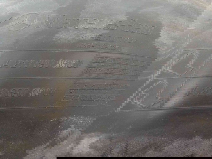 Carenaj roata dreapta fata A2136900630 Mercedes E220 W213 2.0 2016-2021