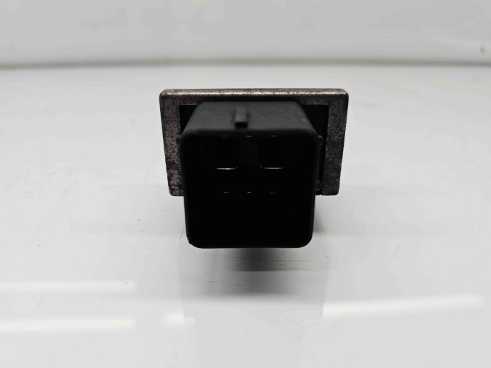  Releu NissanQashqai Facelift (2) [Fabr 2009-2013] 8200859243 