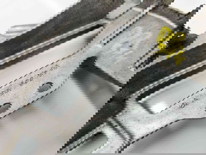 Suport far dreapta Mercedes Clasa C Combi (W205) [Fabr 2015-prezent]