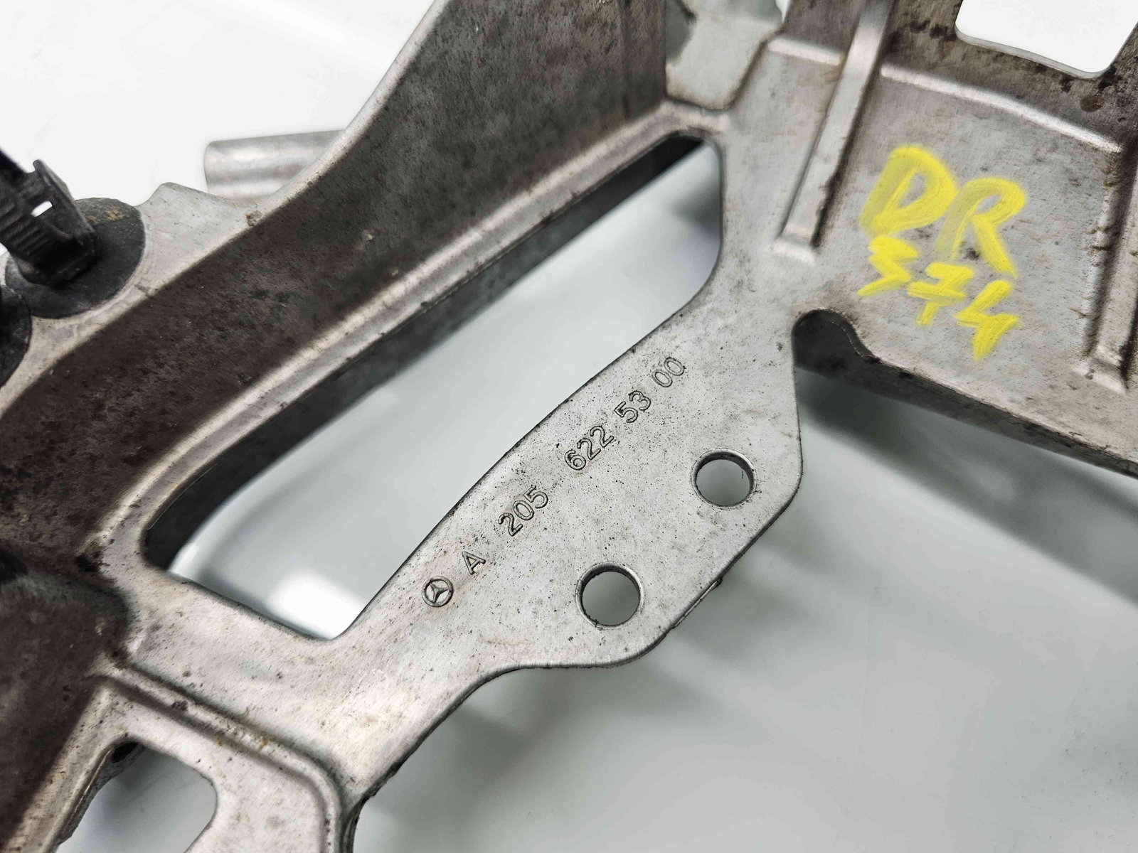 Suport far dreapta Mercedes Clasa C Combi (W205) [Fabr 2015-prezent] - imagine 2