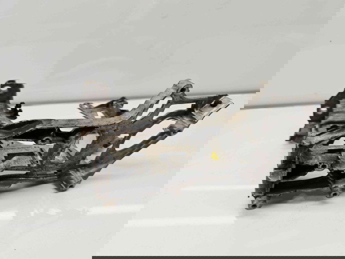 Suport far dreapta Mercedes Clasa C Combi (W205) [Fabr 2015-prezent]