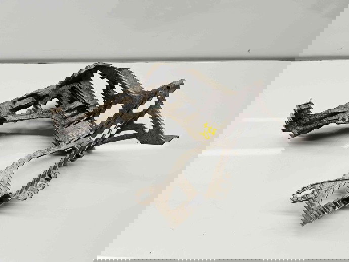 Suport far stanga Mercedes Clasa C Combi (W205) [Fabr 2015-prezent]