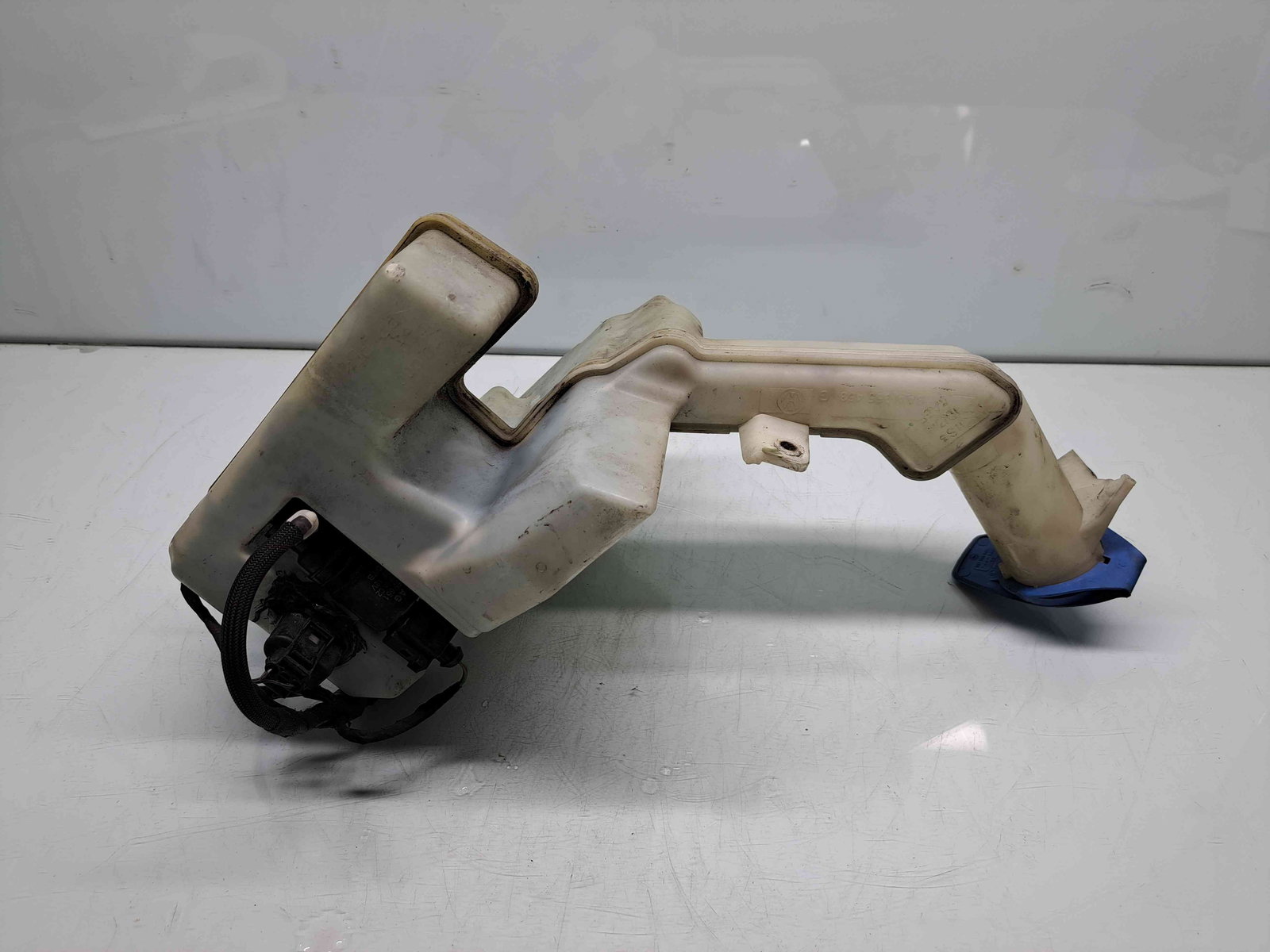 Vas lichid parbriz Volkswagen Passat B7 (362) [Fabr 2010-2014] OEM - imagine 3