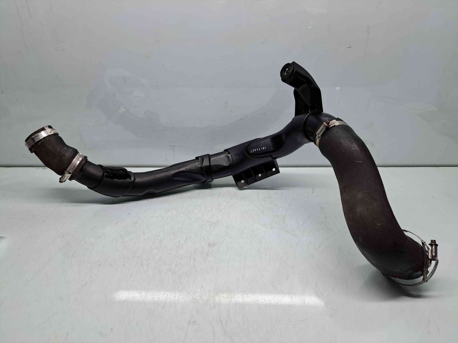 Tub intercooler Volkswagen Golf 6 (5K1) [Fabr 2009-2013] 5N0145840K 2.0 TDI CFFB 103KW / 140CP