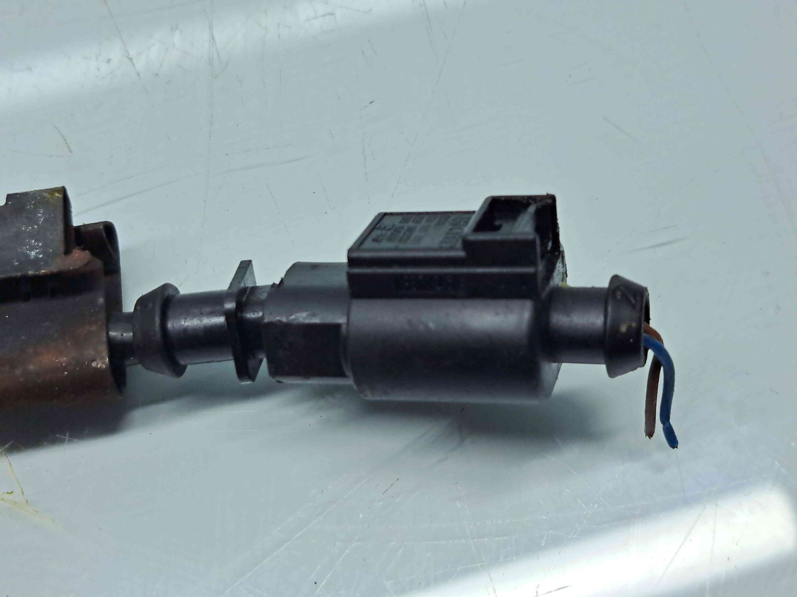 Senzor temperatura Volkswagen Passat B7 (362) [Fabr 2010-2014] 03L906088BD - imagine 2