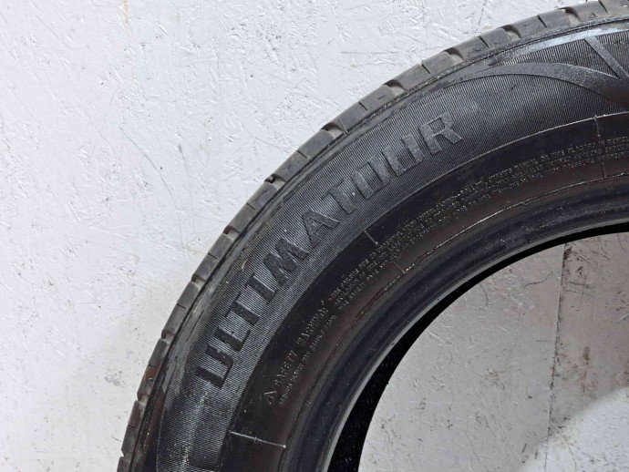 Anvelopa M+S Bmw 3 (E90) [Fabr 2005-2011]