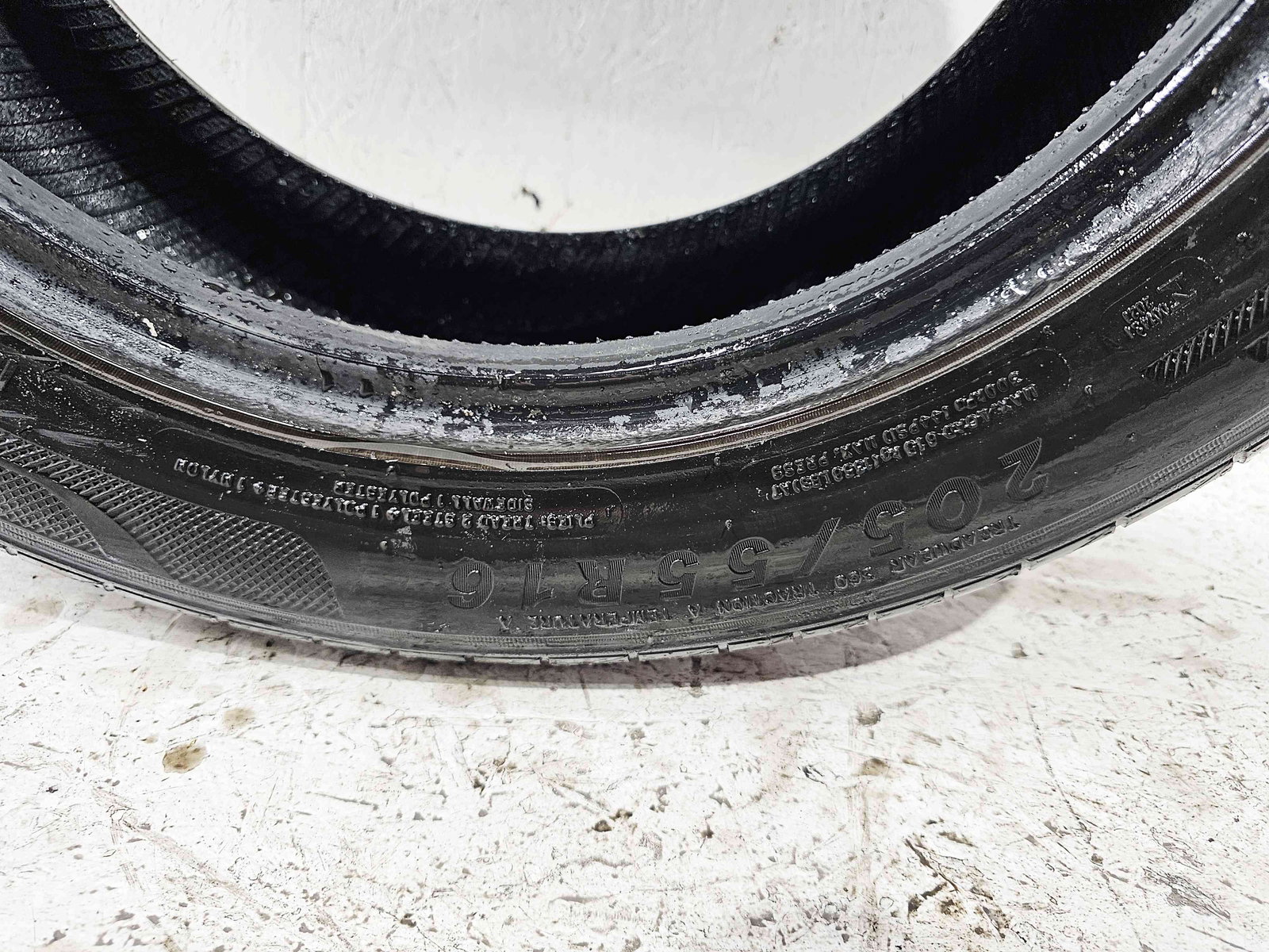 Anvelopa Vara Audi A4 (8W2, B9) [Fabr 2015-2023] - imagine 2