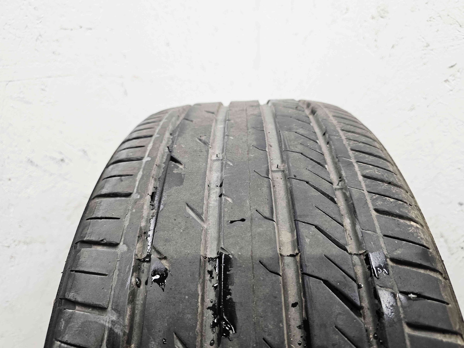 Anvelopa Vara Audi A4 (8W2, B9) [Fabr 2015-2023] - imagine 3