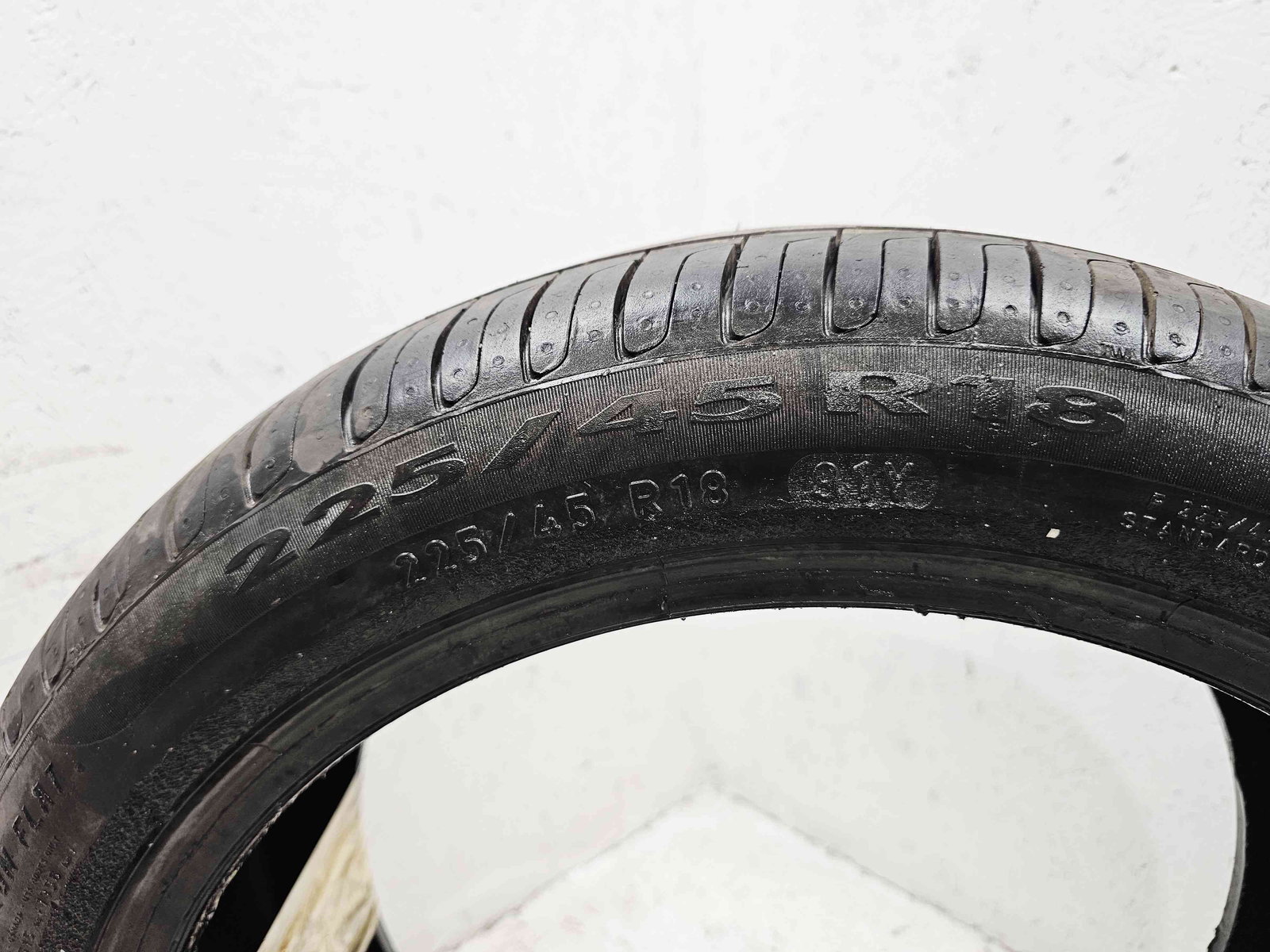 Set 2 anvelope vara Audi A4 (8W2, B9) [Fabr 2015-2023] - imagine 4