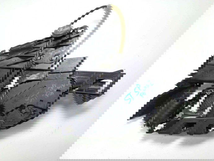 Broasca usa stanga spate 4M5A-A26413GE Ford Focus 2 1.6 2004-2012