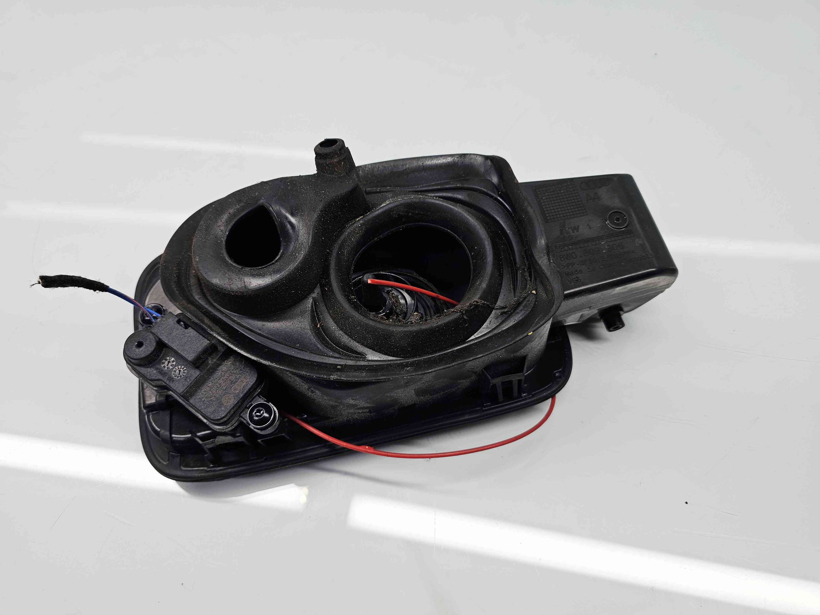 Capac rezervor Audi A4 (8W2, B9) [Fabr 2015-2023] - imagine 3