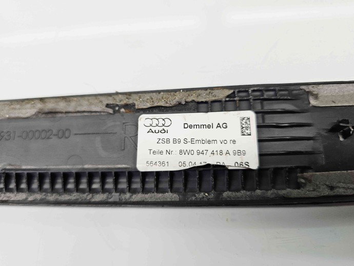 Ornament prag dreapta fata Audi A4 (8W2, B9) [Fabr 2015-2023]