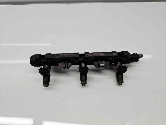 Rampa injectoare Skoda Fabia 2 (5J, 542) [Fabr 2007-2014] 03E133320A 1.2 Benz BZG 51KW / 70CP
