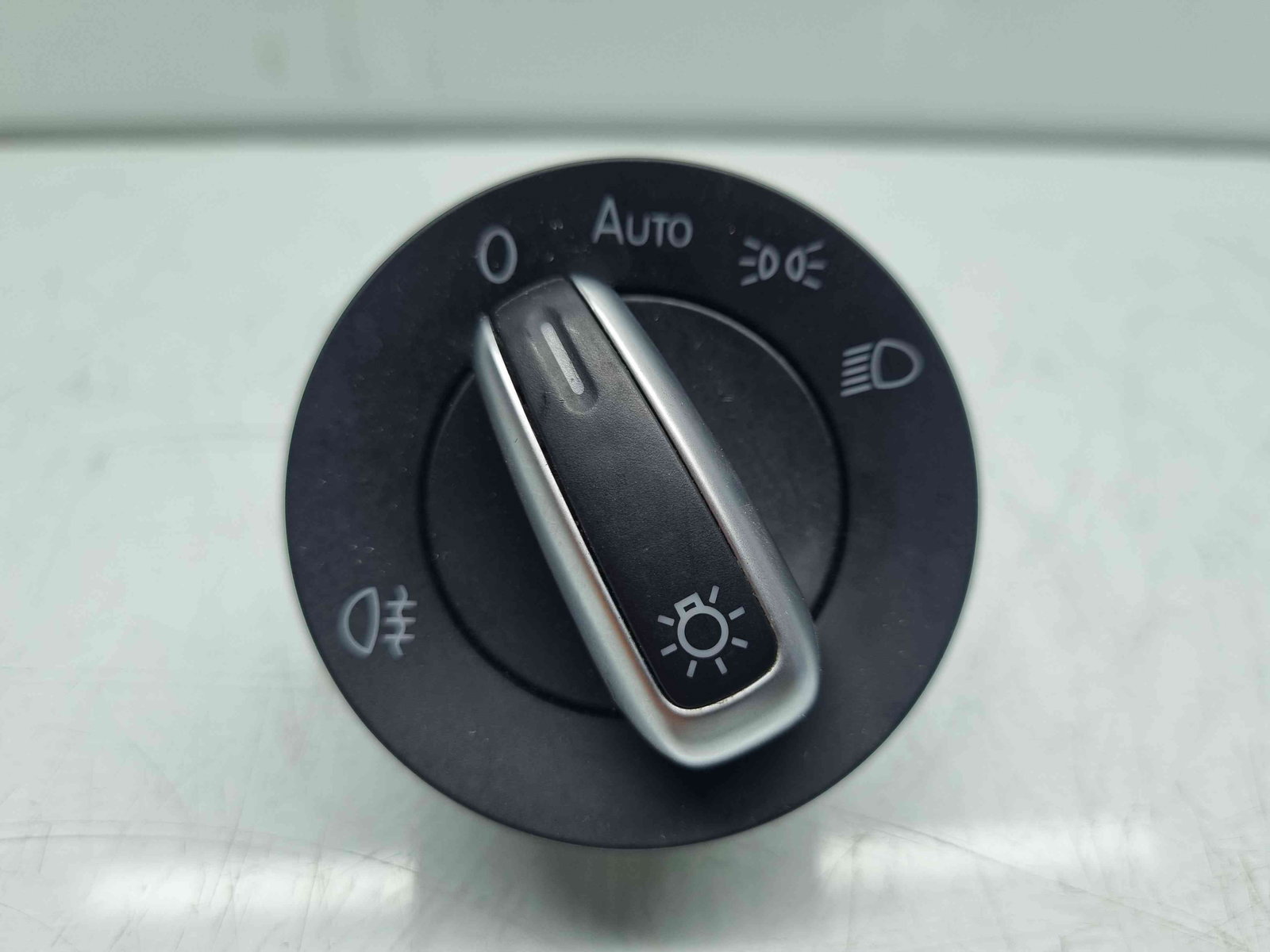 Bloc lumini Volkswagen Golf 6 (5K1) [Fabr 2009-2013] 3C8941431