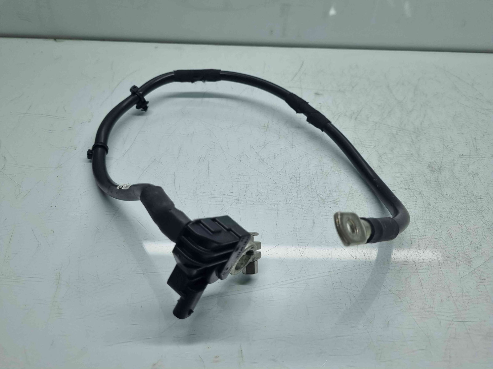 Borna baterie (-) AudiA1 Sportback (8XF) [Fabr 2011-2018] OEM - imagine 1