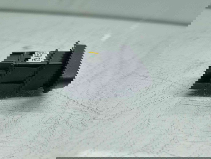  Buton avarii Renault Clio 4 (B98) Hatchback [Fabr 2012-2020] 252907372R